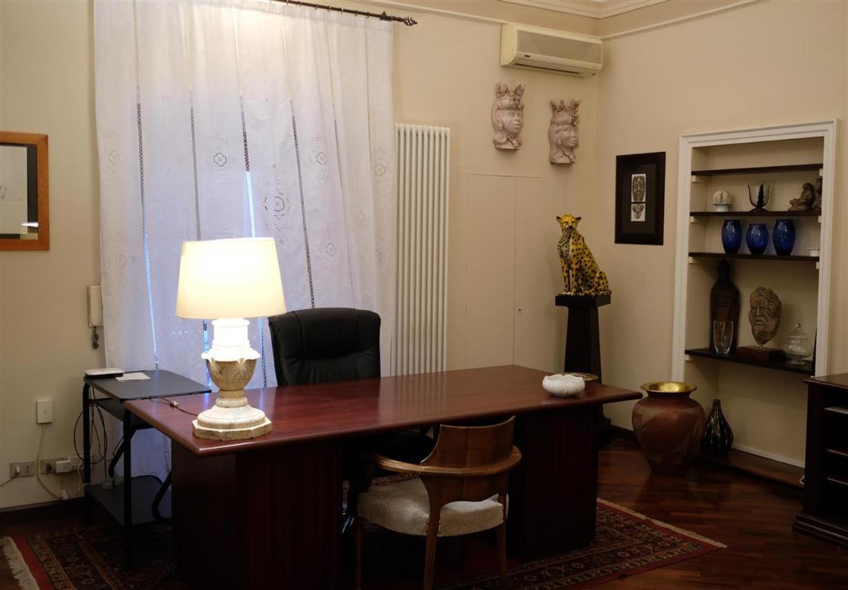 Palazzo La Via Apartment Catania Luaran gambar